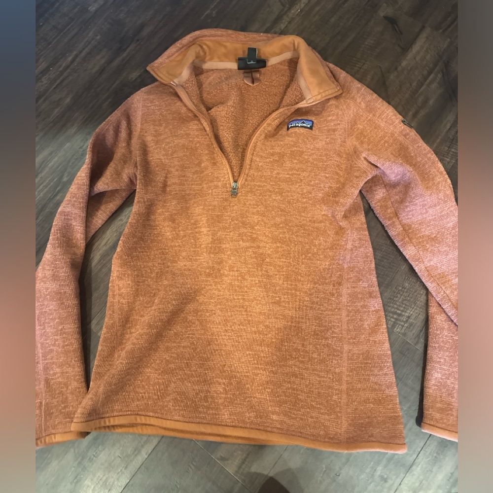 Women’s Patagonia quarter zip